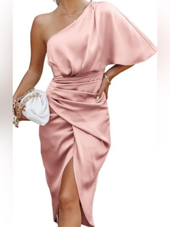 Cupshe Dresses & Skirts - Cupshe One-Shoulder Dress Sexy, Soft and feminine NWT size XL